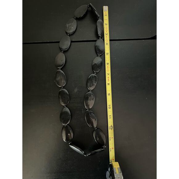 Vintage 15" Black Beaded Necklace with Thick Oval Stones - Picture 3 of 3